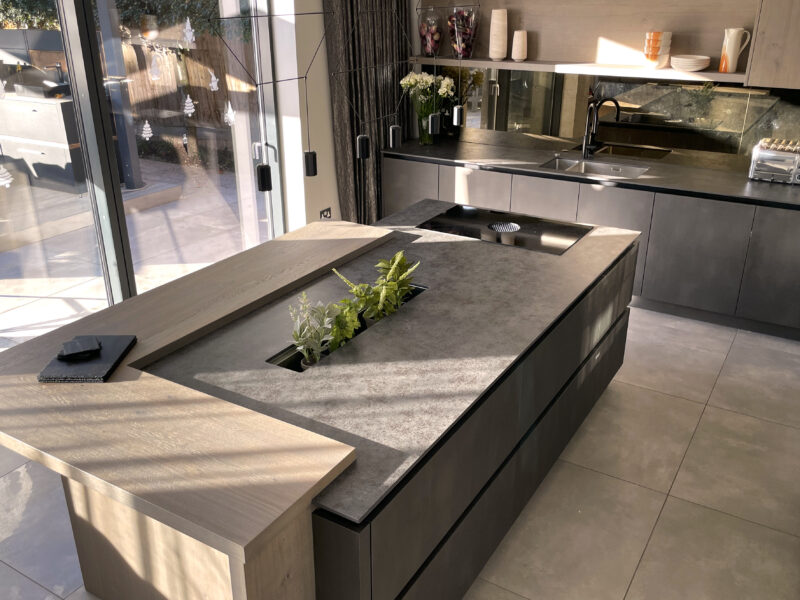 Lodge Close kitchen project - contemporary kitchen with a central island