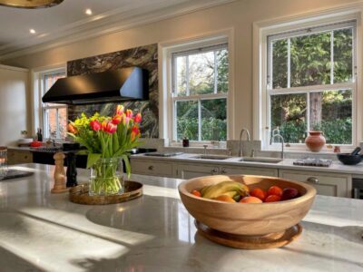 Kitchen food bench